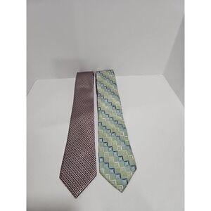 Lot of 2 Michael Kors Neck Ties 100% Silk 1- Stripe -‎ 1-Paisley